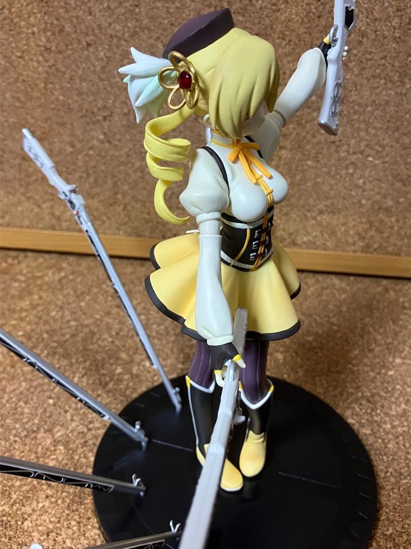 魔法少女まどか☆マギカ　巴マミ　フィギュア　3体セット