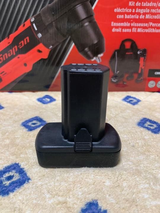 未使用 高級中国古墨 中国書画墨 屯渓徽州老胡開文制 紅梅朶朶報春訊