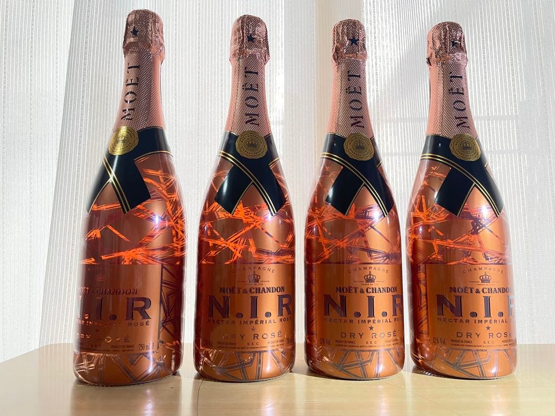 MOËT & CHANDON N.I.R. DRY ROSÉ 4本　モエシャン Amazon.co.jp: Moët & Chandon Nectar Impérial Rosé Dry N.I.R 750ml