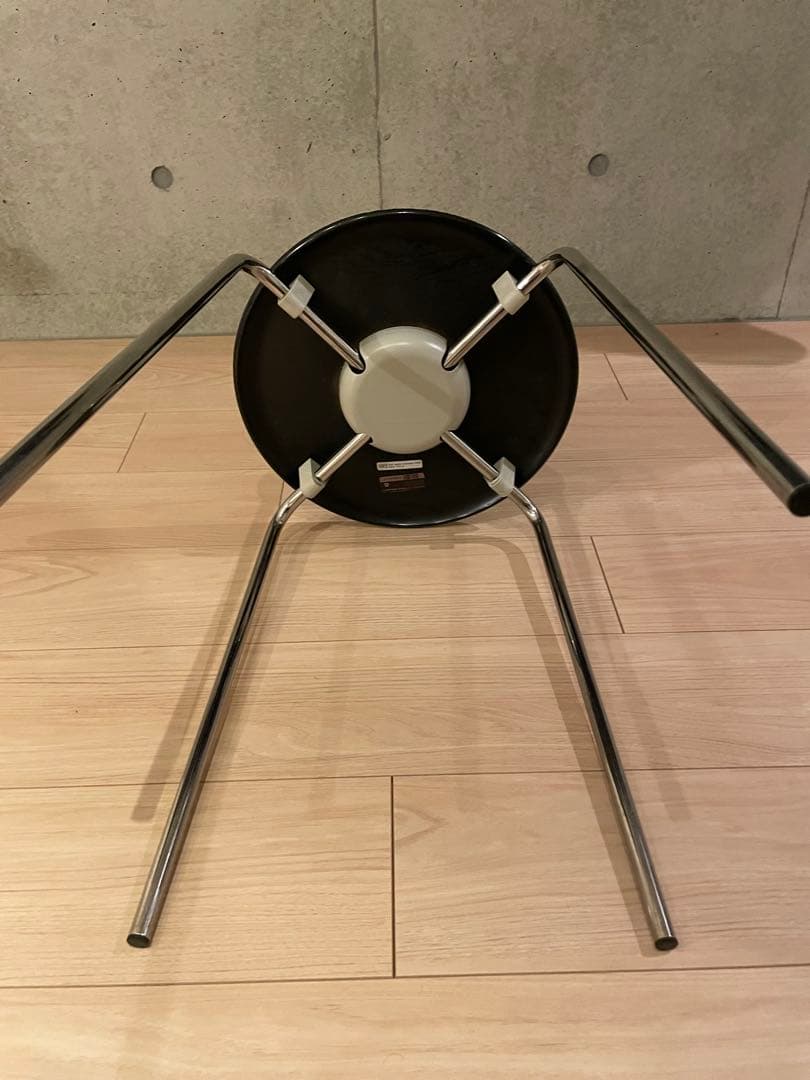 ArneJacobsenアルネヤコブセンDOT STOOL FRIZHANSEN