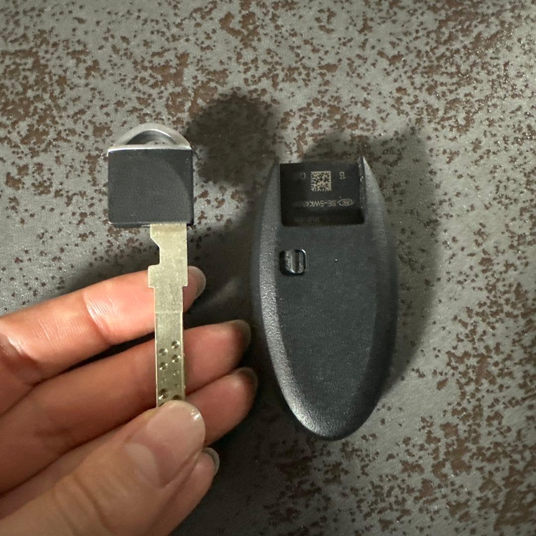 日産　GT-R スマートキー