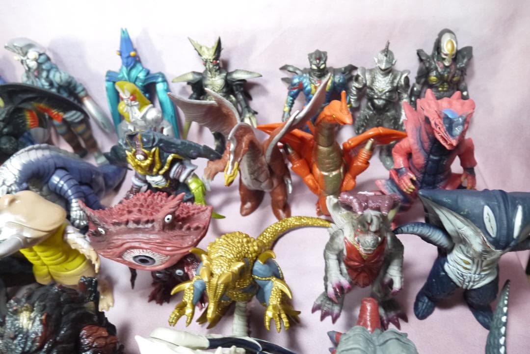 ウルトラ怪獣シリーズ　怪獣ソフビ　75体セット