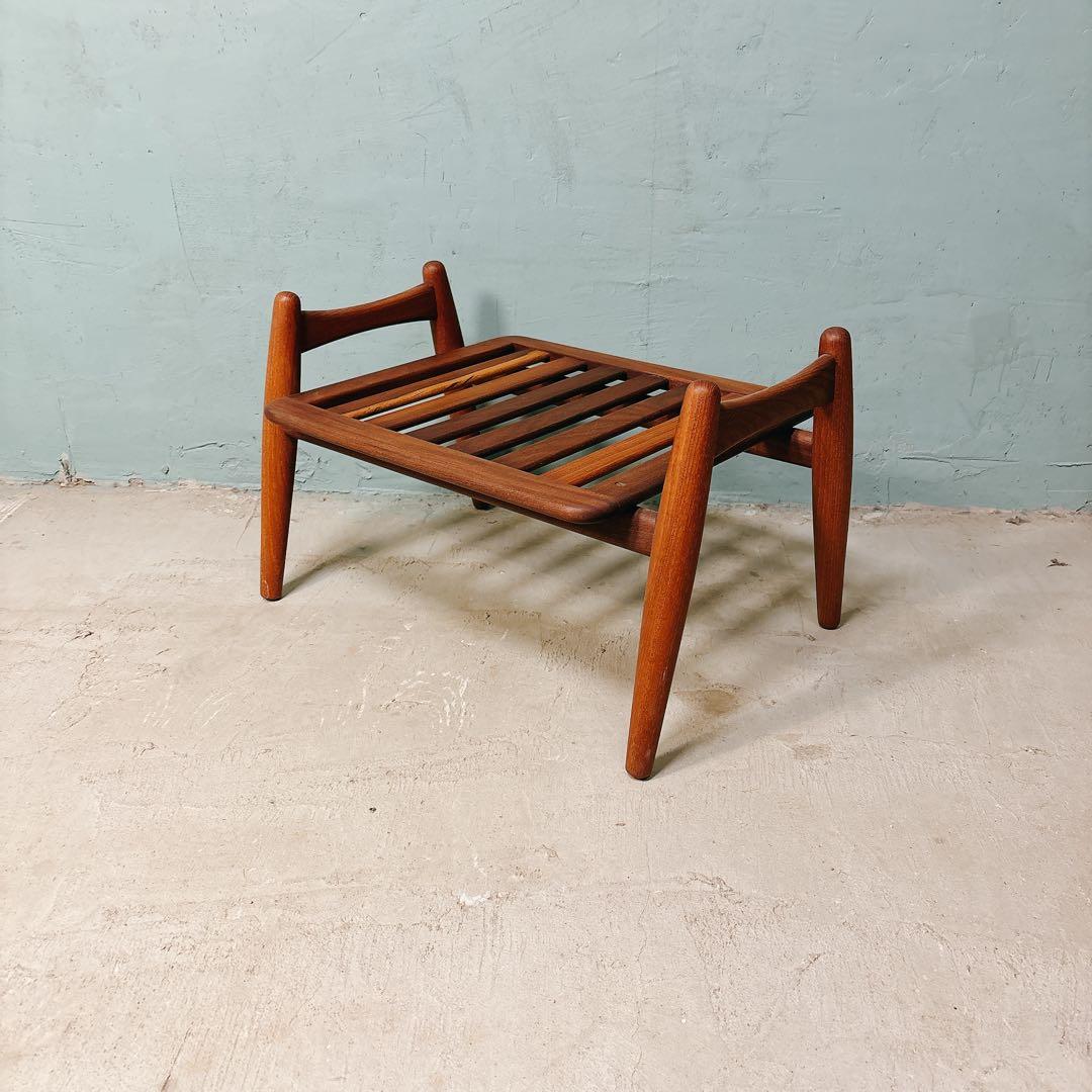 ウェグナー　GE240 オットマン　チーク材　北欧家具　北欧ビンテージ