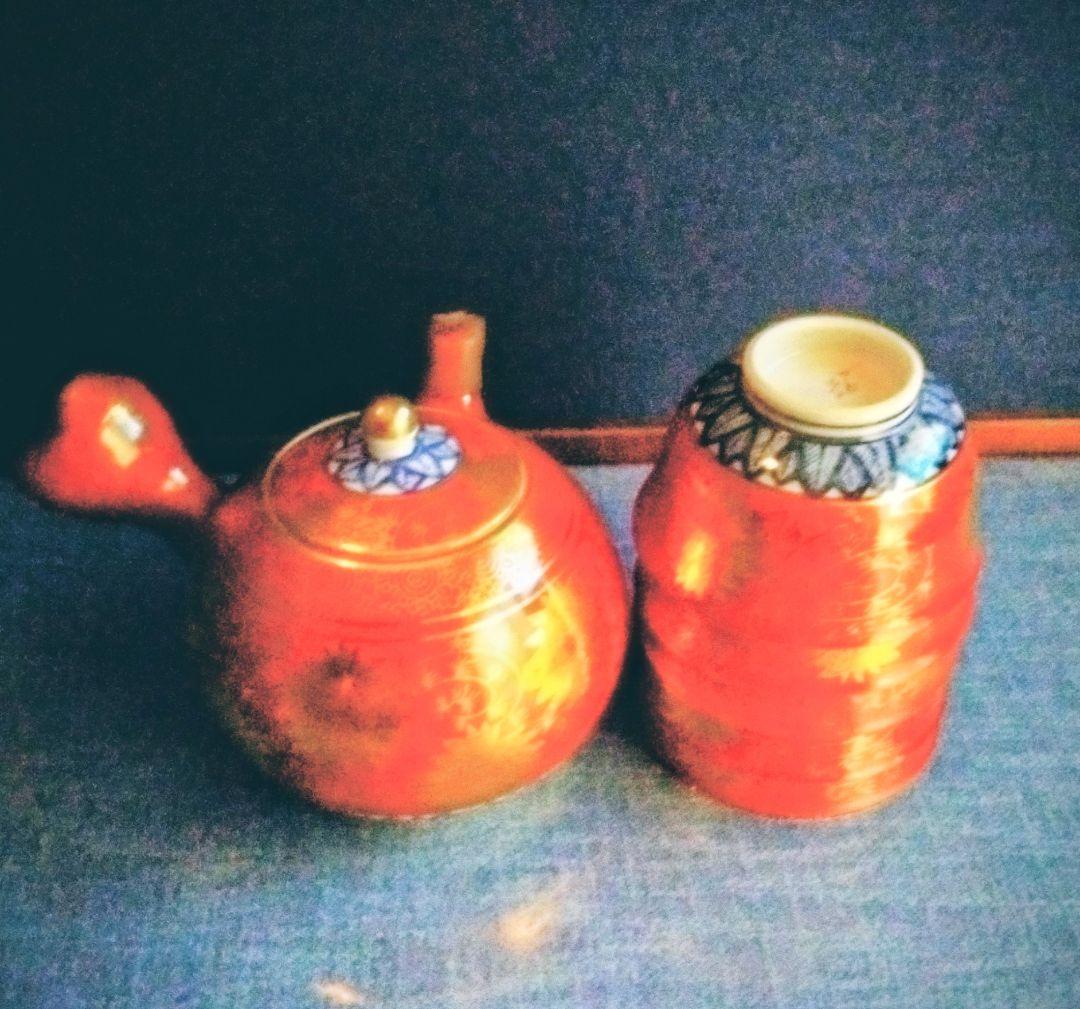 九谷焼煎茶揃　赤金花柄急須と茶碗セット 九谷焼煎茶揃 赤金花柄急須と茶碗セット 九谷焼煎茶揃 赤金花柄急須と