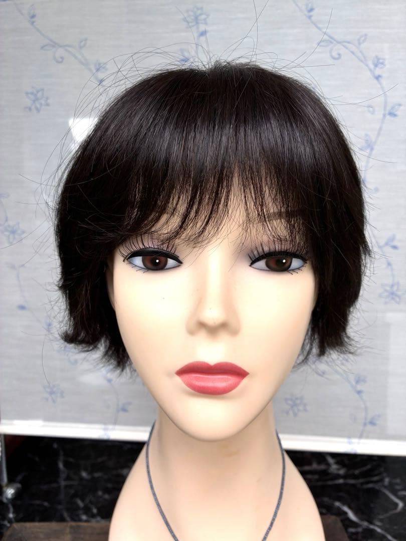 ショートウイッグ　前髪あり