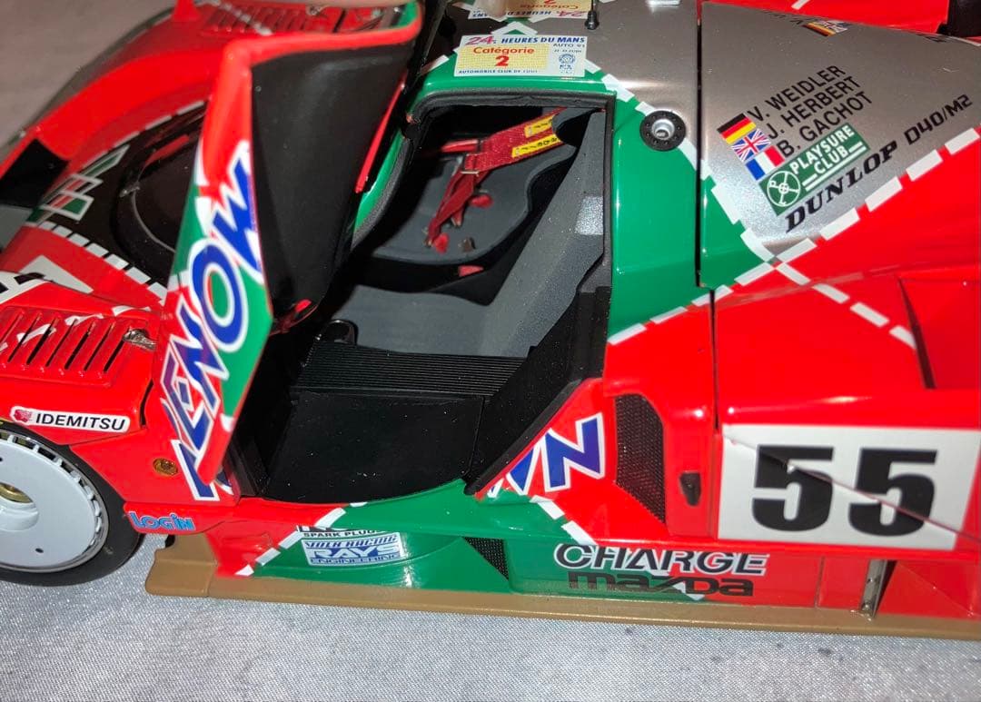 オートアート 1/18 787B MAZDA 箱無し ディスプレイケース付