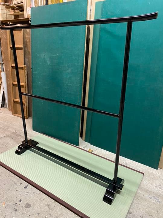 衣桁 大名衣桁 木製 黒塗 撞木 着物 ハンガー きもの 展示