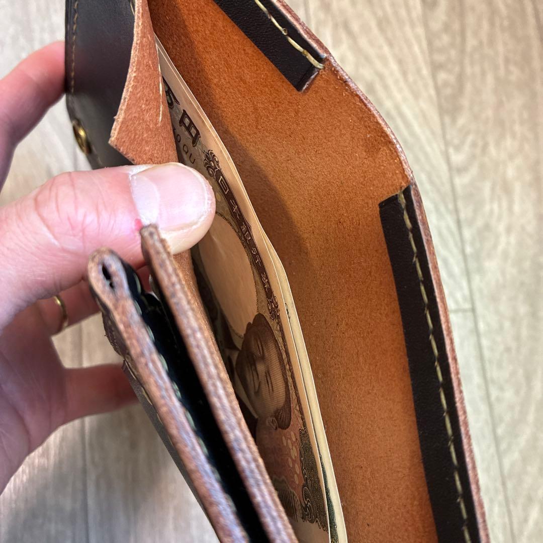 【茶芯ブラック】トラッカーウォレット　ミドル　真鍮　お札を折らずに収納　タイプA