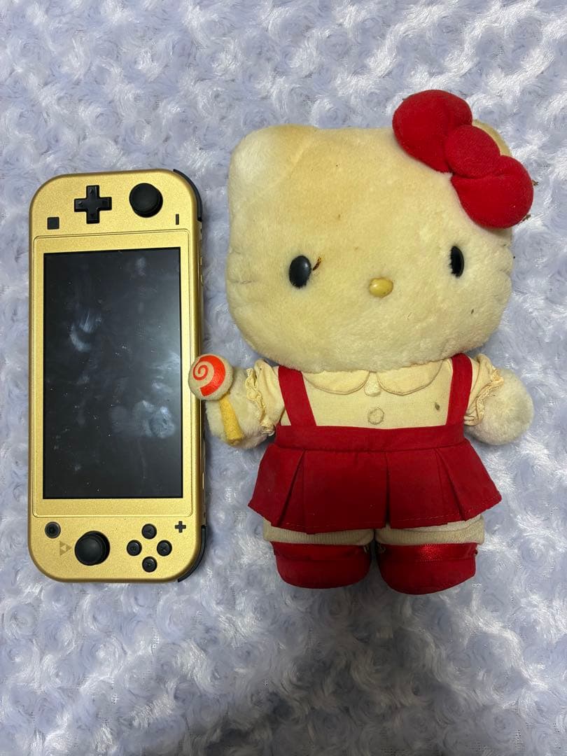 ハローキティ ぬいぐるみ 赤いエプロン