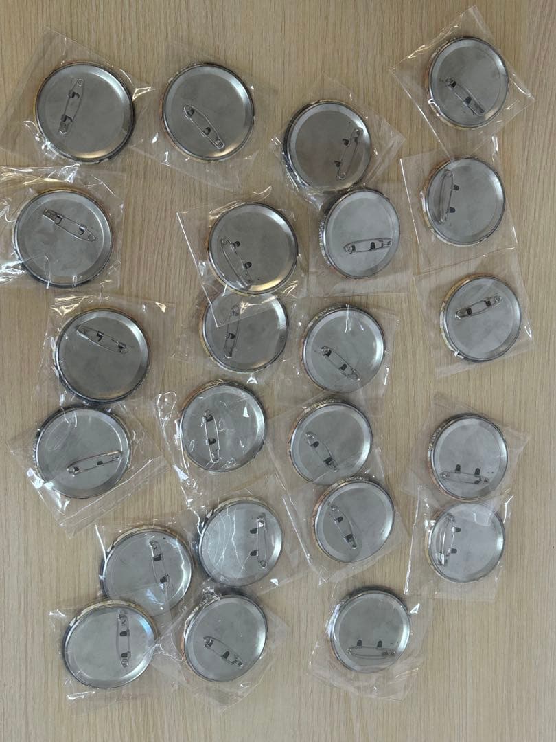 【再値下げ】いれいす　悠佑　缶バッジ　24個　まとめ売り