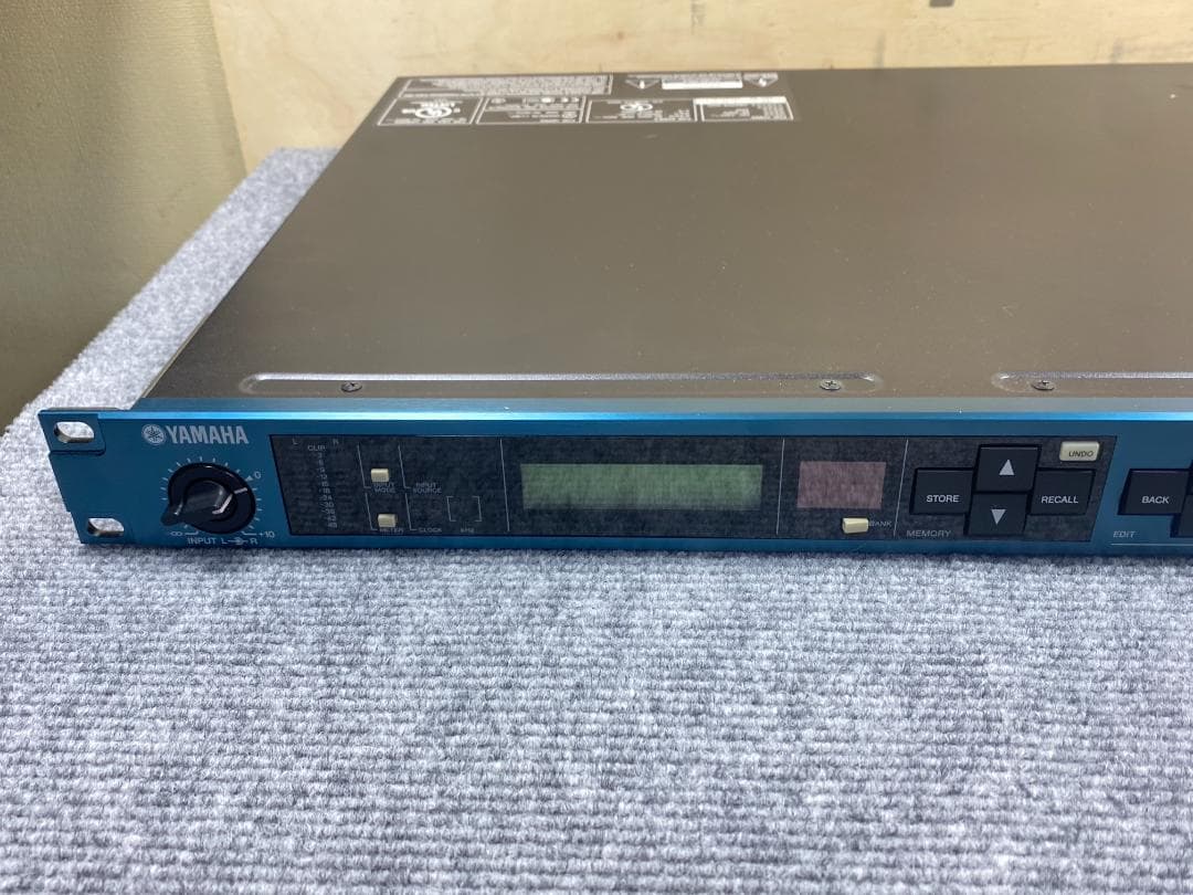 702 YAMAHA SPX2000 マルチエフェクター　ラック