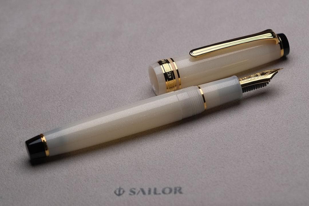 添*谷様 【Amami新品662】SAILOR 旧ニブ特集 四季織 雪月空葉 名