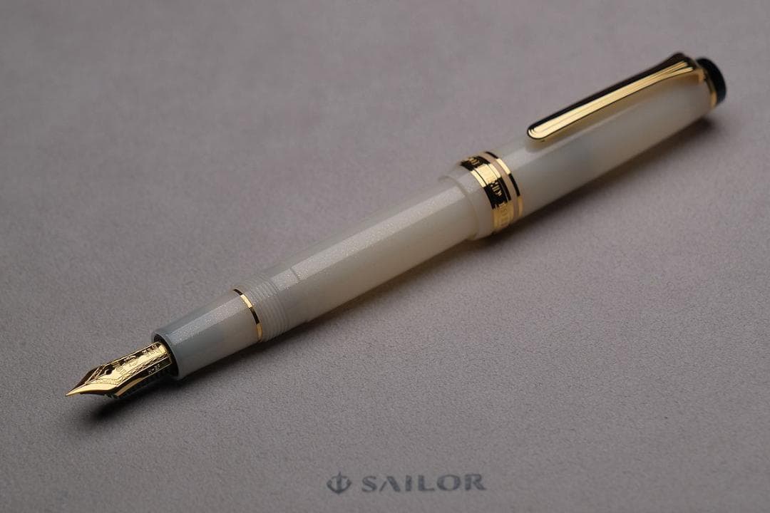 添*谷様 【Amami新品662】SAILOR 旧ニブ特集 四季織 雪月空葉 名