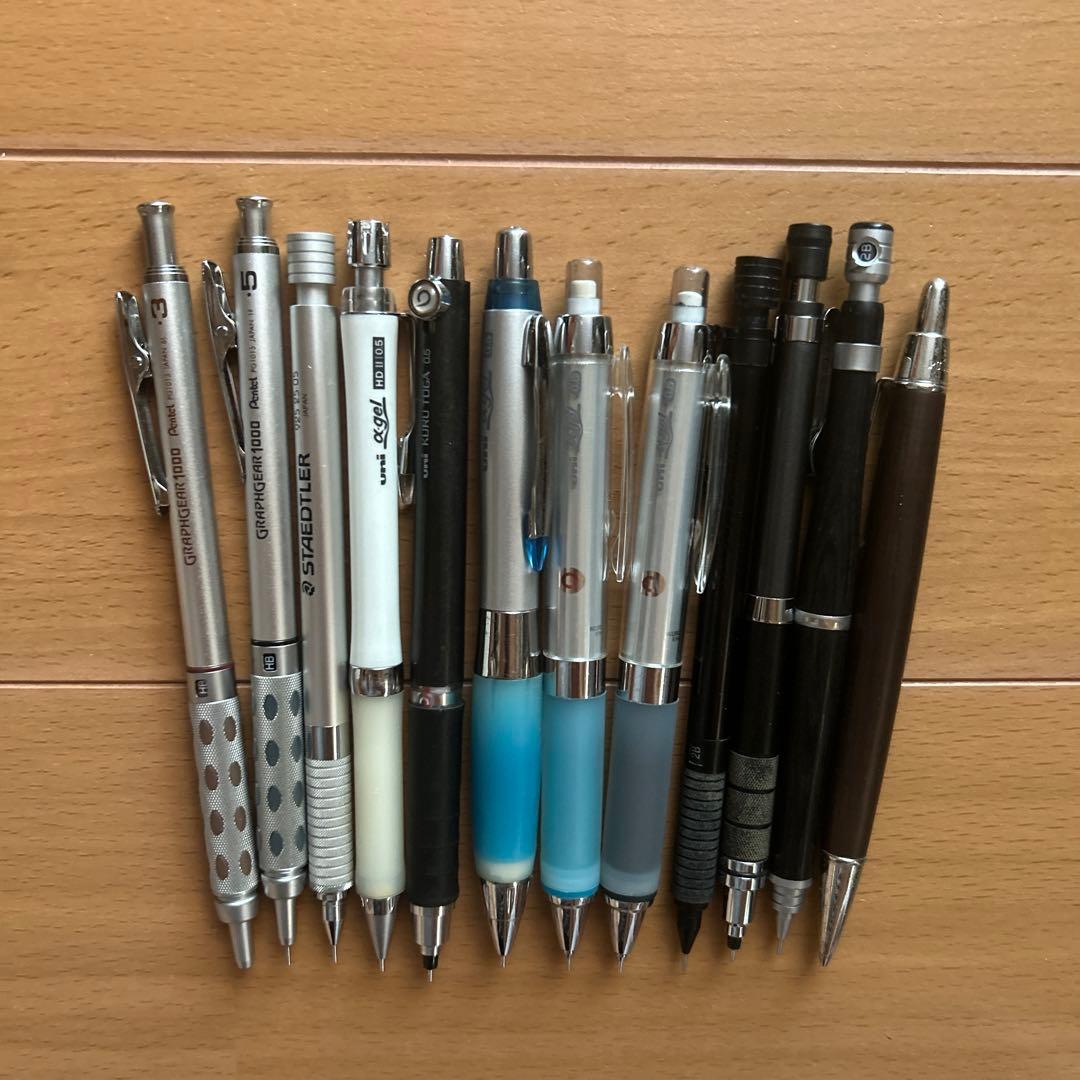 廃盤シャープペンシル、ボールペンまとめ売り パイロットの什器付き