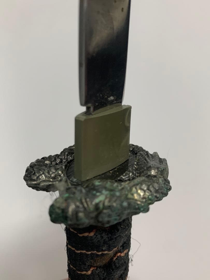 模造刀　装飾的な金属製の刀