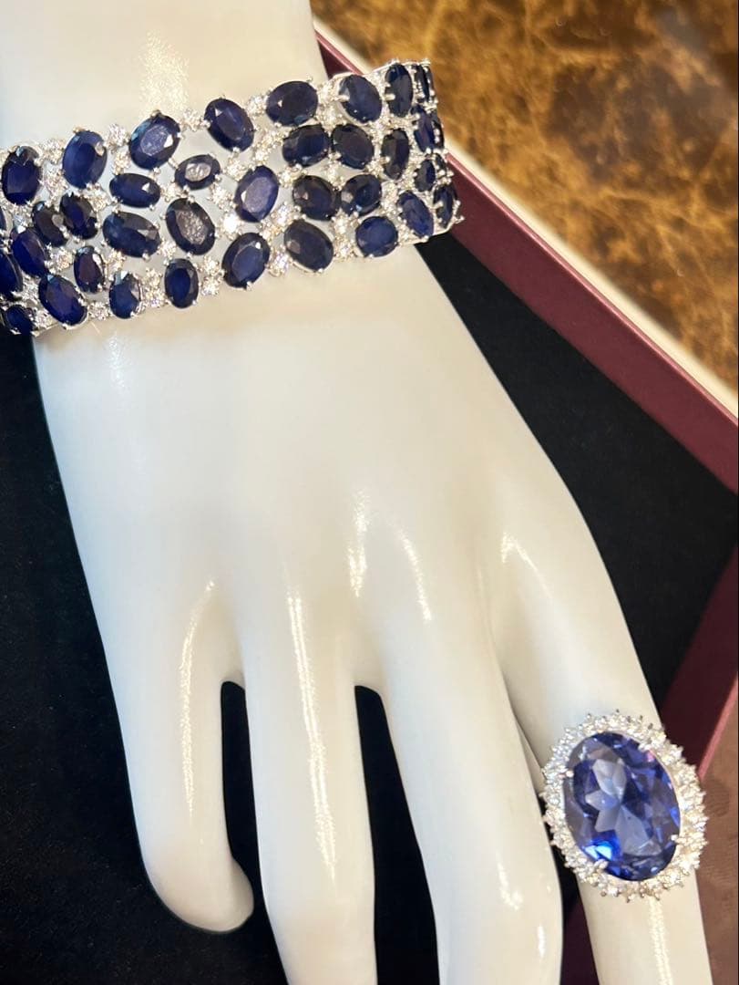 即*中様 天然石サファイアバングル