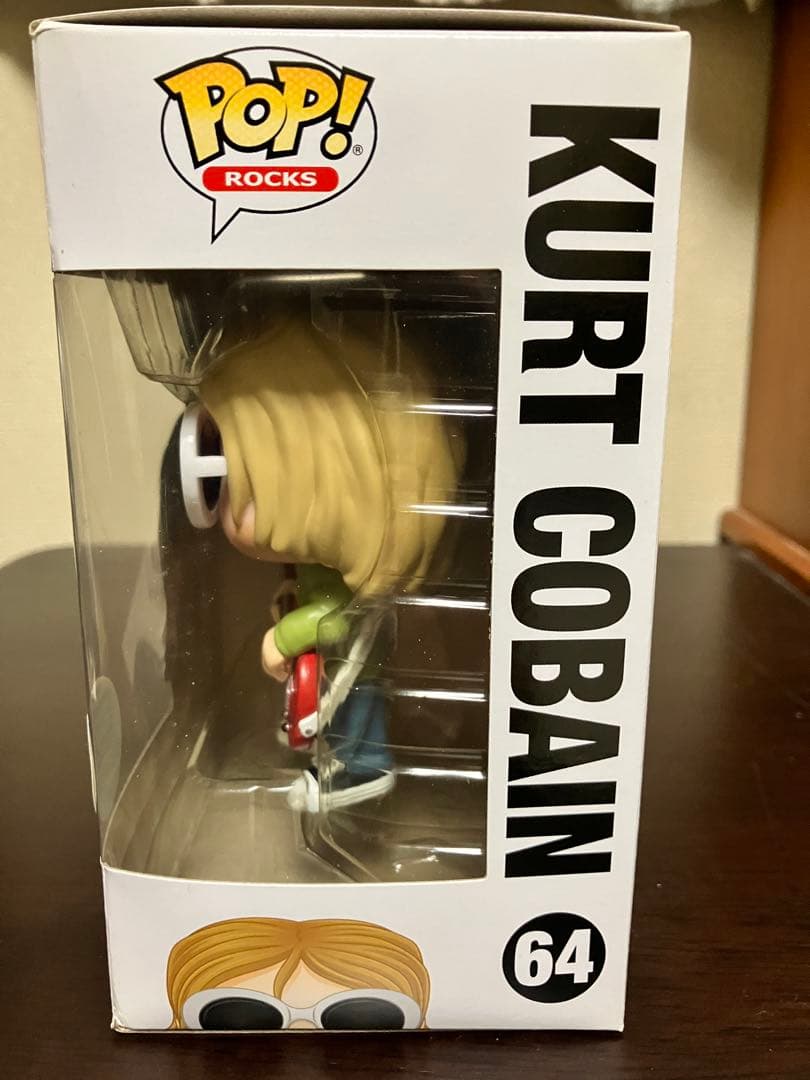 激レア Funko pop! Rocks Kurt Cobain #64