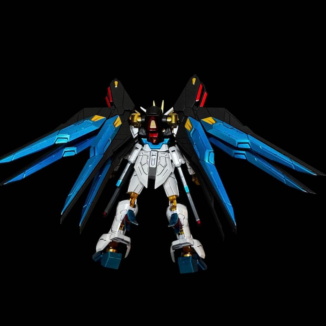 専用 GフレームFA ストライクフリーダム 初音ミクカラー ガンプラ