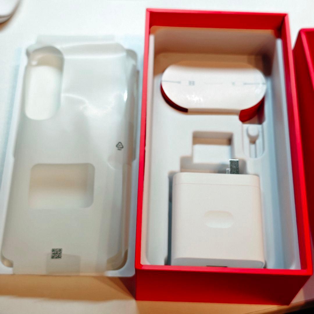 OnePlus Ace 5 ultra 12GB/256GB チタニウム