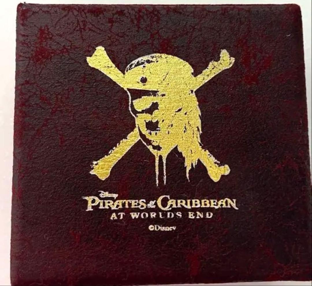 【500個限定】　ディズニー　パイレーツオブカリビアン　ピンバッジセット 箱付き