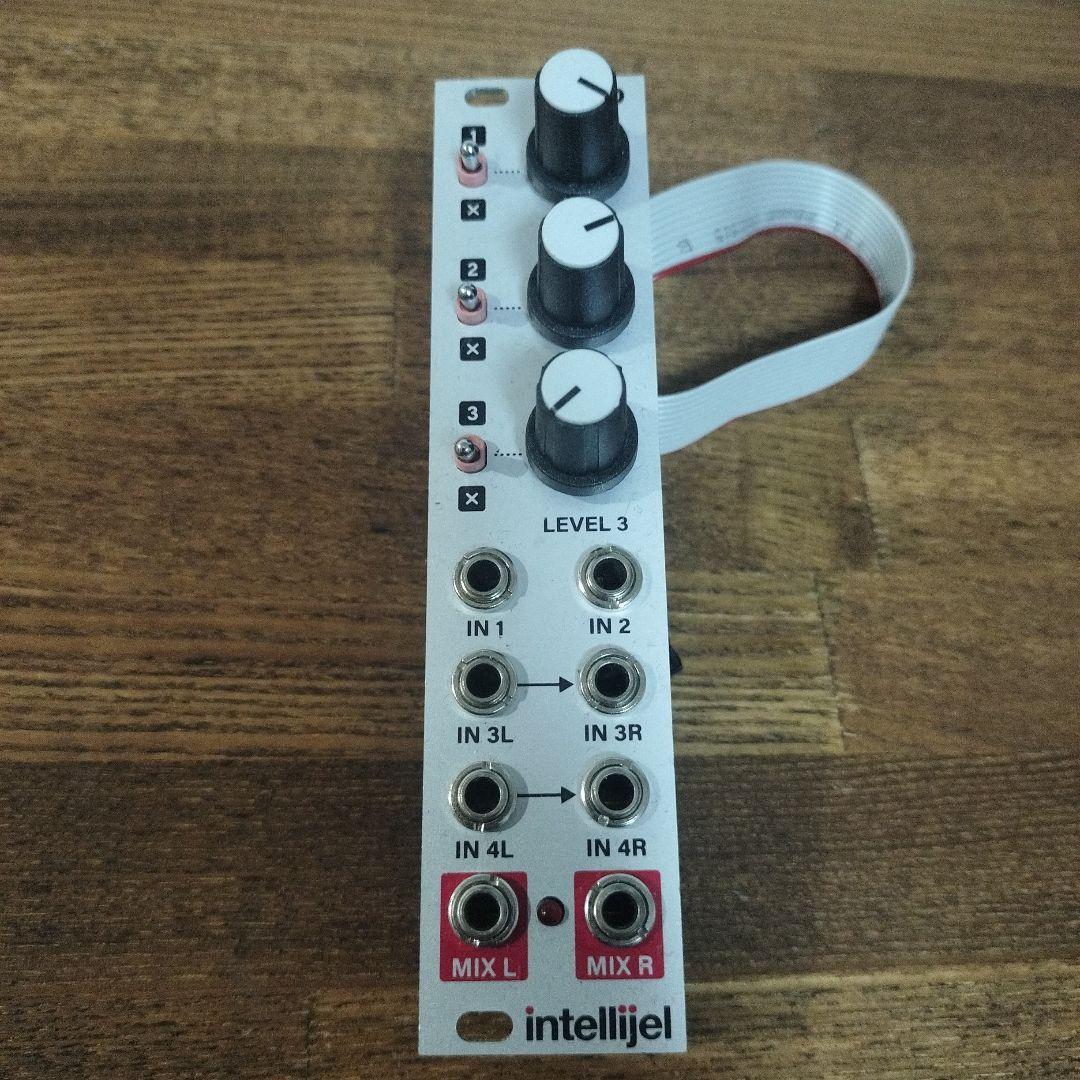 Intellijel Designs Mixup モジュラーシンセサイザー