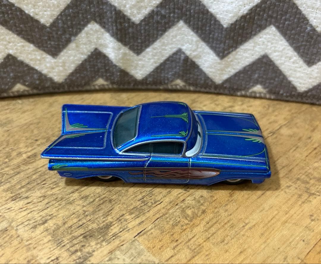 マテル　カーズ　ラモーンパターン違いの7台セット