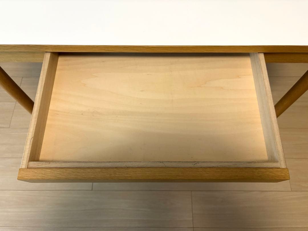 【1/11以降発送】IDEE STILT TABLE 1000 White