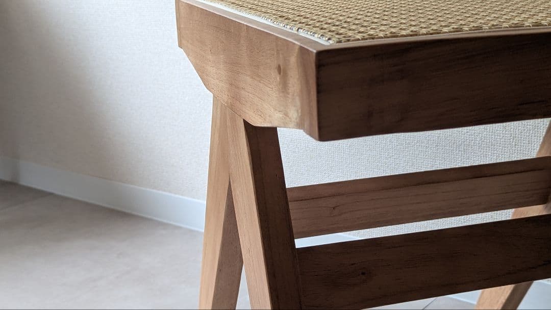 ピエールジャンヌレ　ラタンスツール