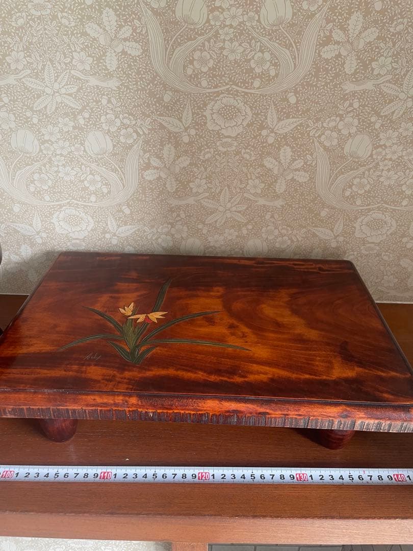 香川漆器 讃岐彫　花模様　飾り台　テーブル　机　卓上　台座　仙　漆　木工品　彫刻