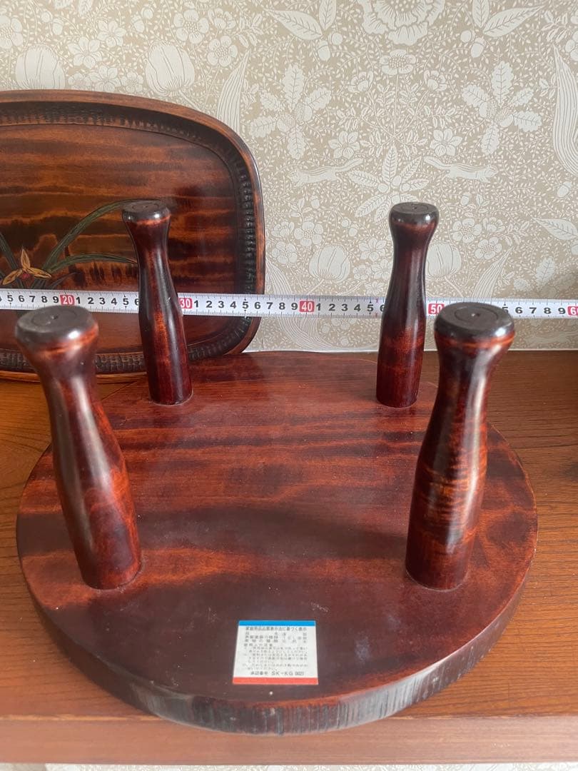 香川漆器 讃岐彫　花模様　飾り台　テーブル　机　卓上　台座　仙　漆　木工品　彫刻