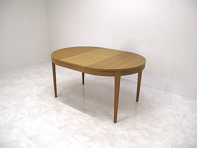 カリモク　ラウンド型エクステンションダイニングテーブル W96ｃｍ/137cm