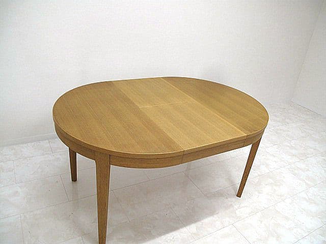 カリモク　ラウンド型エクステンションダイニングテーブル W96ｃｍ/137cm