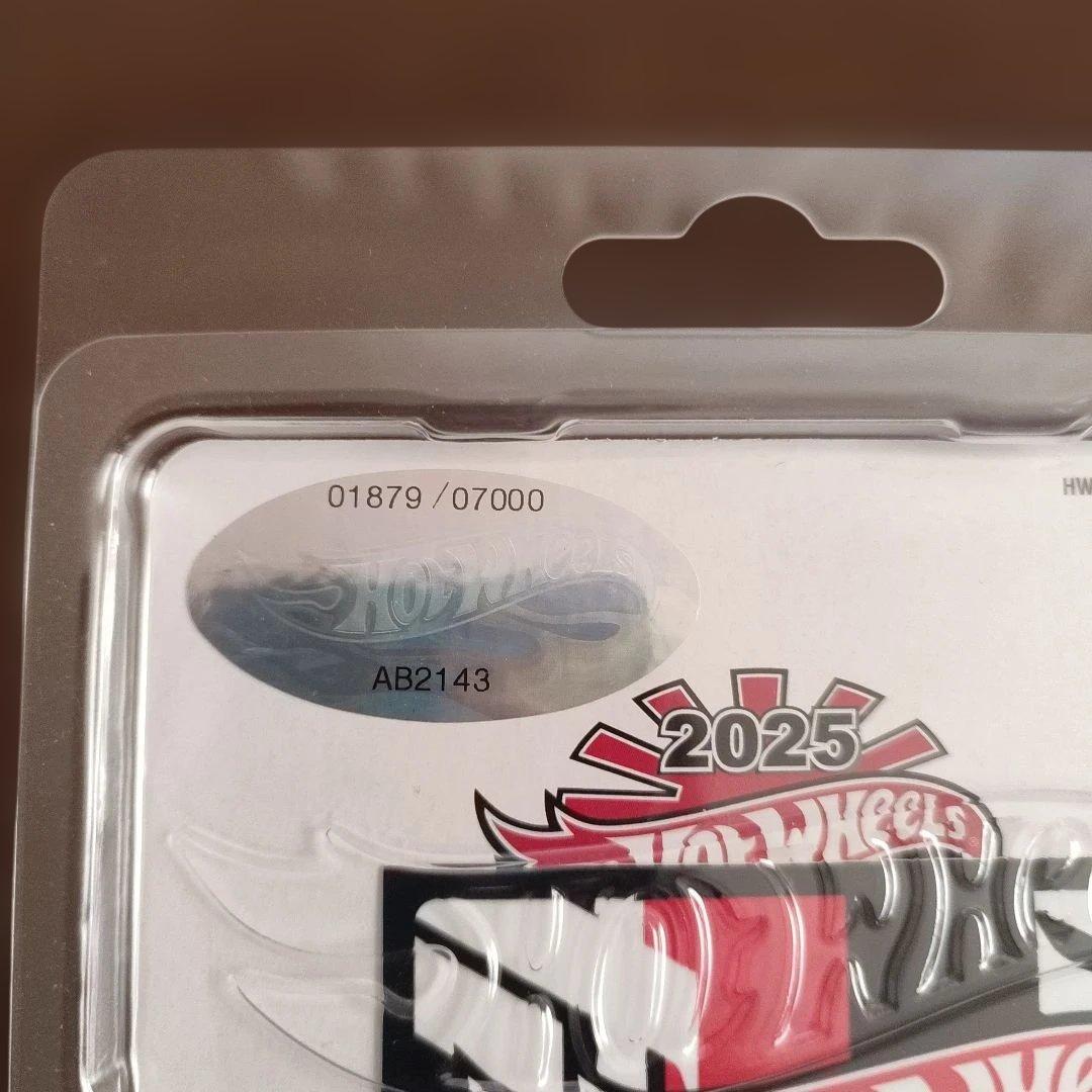 ホットウィール スカイラインGT-R (BNR34) コンベンション 右向き