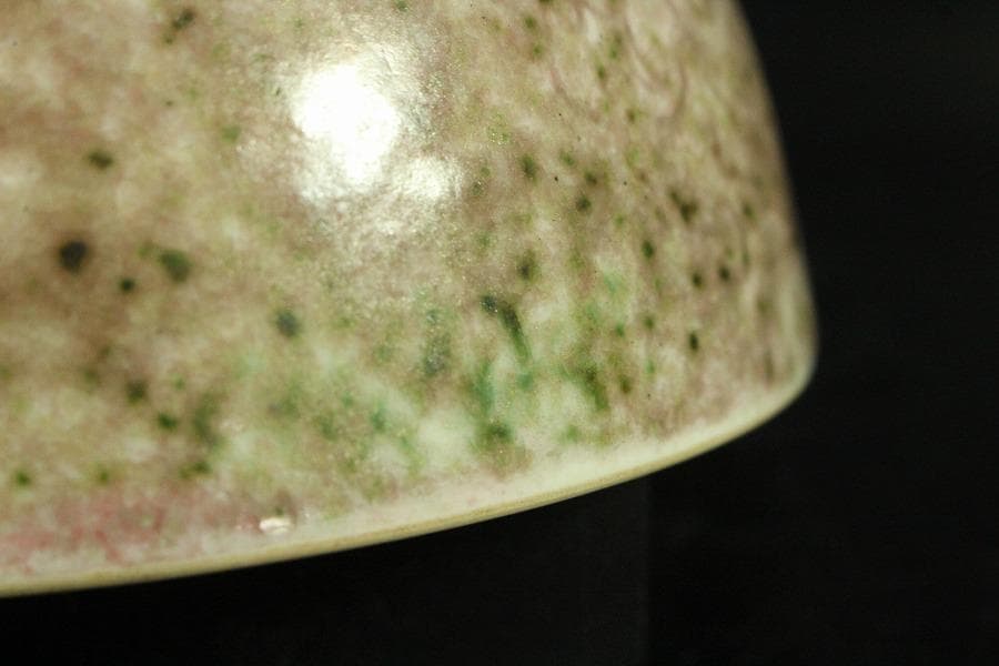 中国美術 釉裏紅 刻龍紋 壷(K-A720) - メルカリ