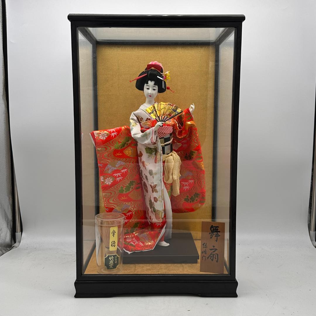 T （曰く付きのアンティーク人形）