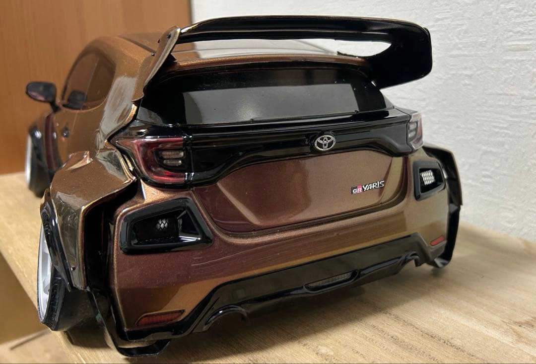 banana ADDICTION ラジコンボディ PANDEM　GRヤリス