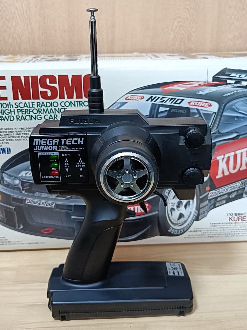 値下げタミヤ KURE NISMO GT-R 1/10 ラジコンカー プロポ付き