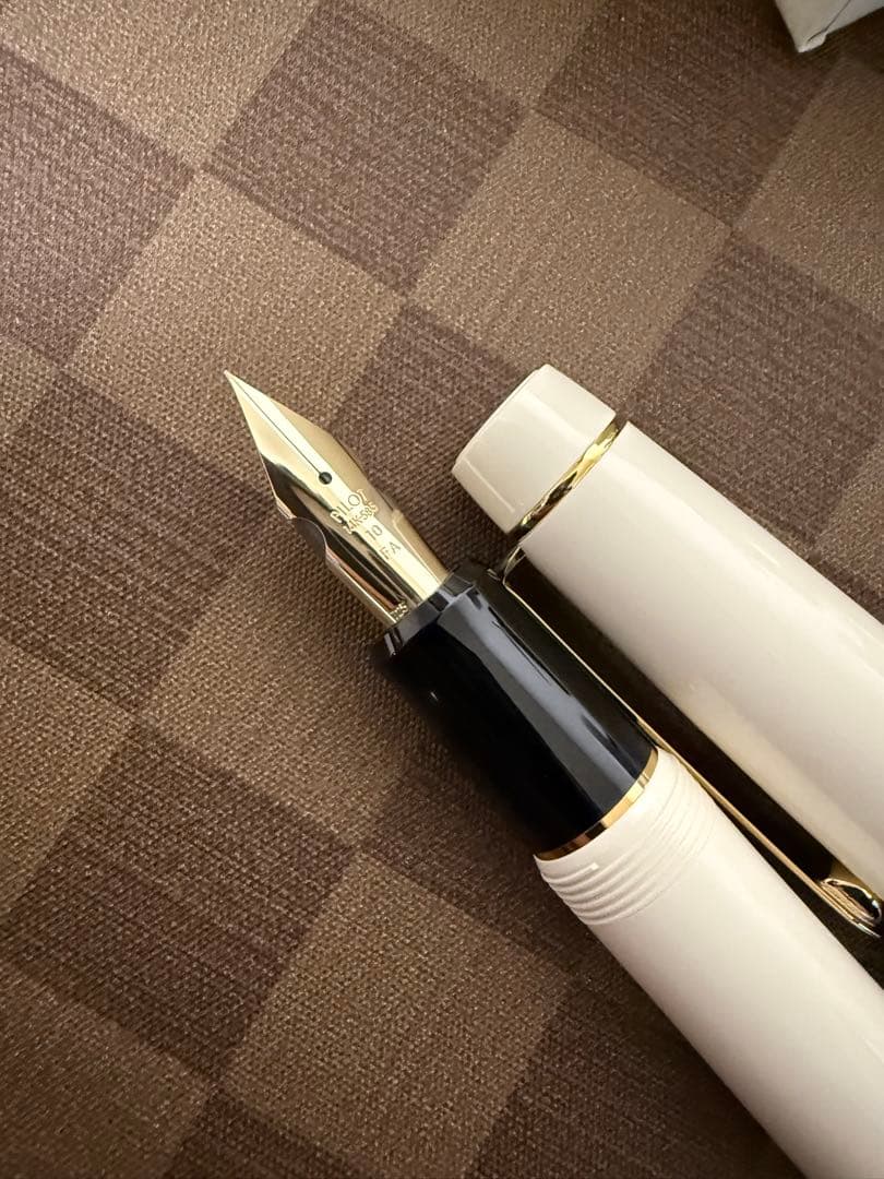 パイロット万年筆912限定出航、ペン先FA