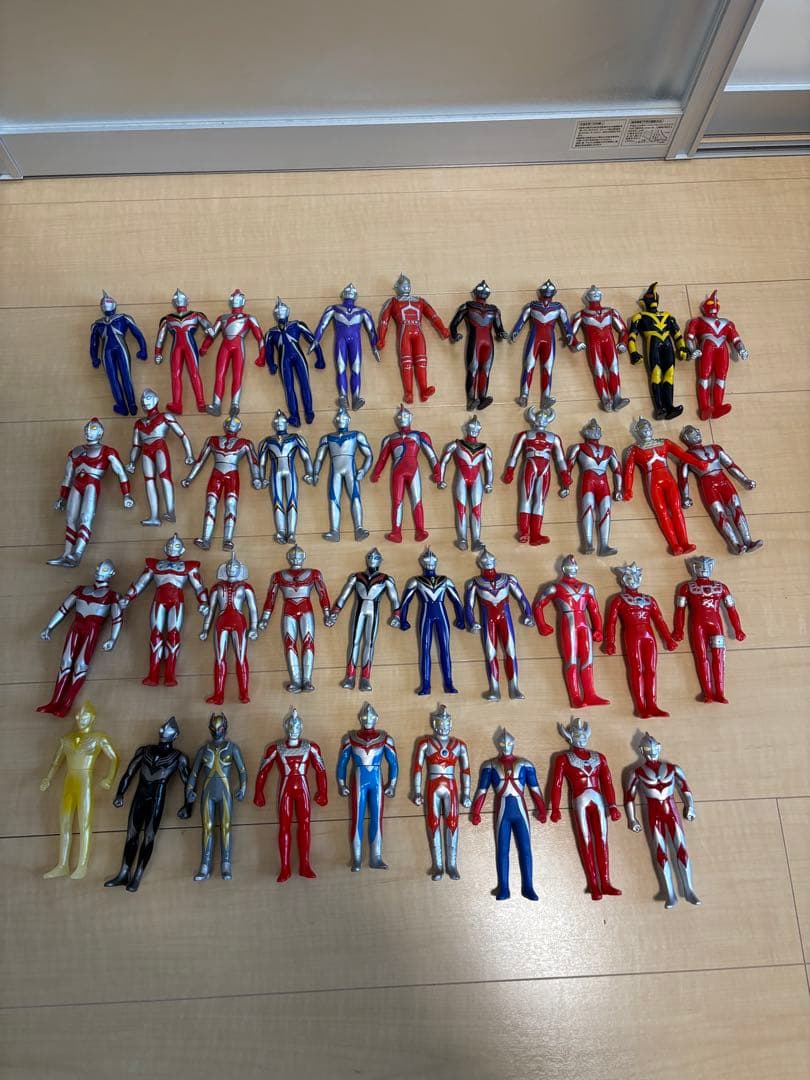 大量41体】ウルトラマン ソフビ まとめ売り - メルカリ