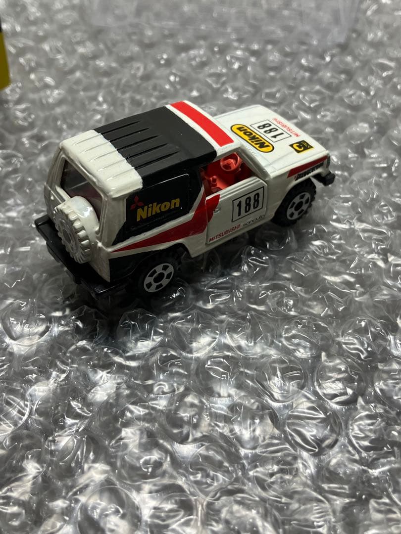 トミカ 黒箱 日本製 No.69 ニコン 特注 三菱 パジェロ 4WD