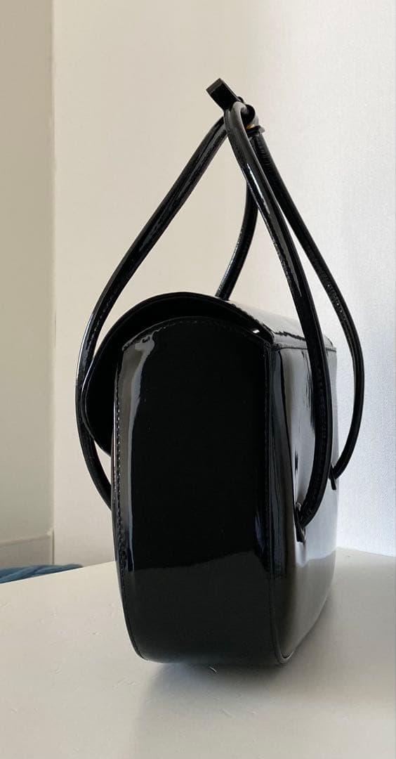 銀座かねまつ　ブラック　エナメル　フォーマル　パーティー　バッグ