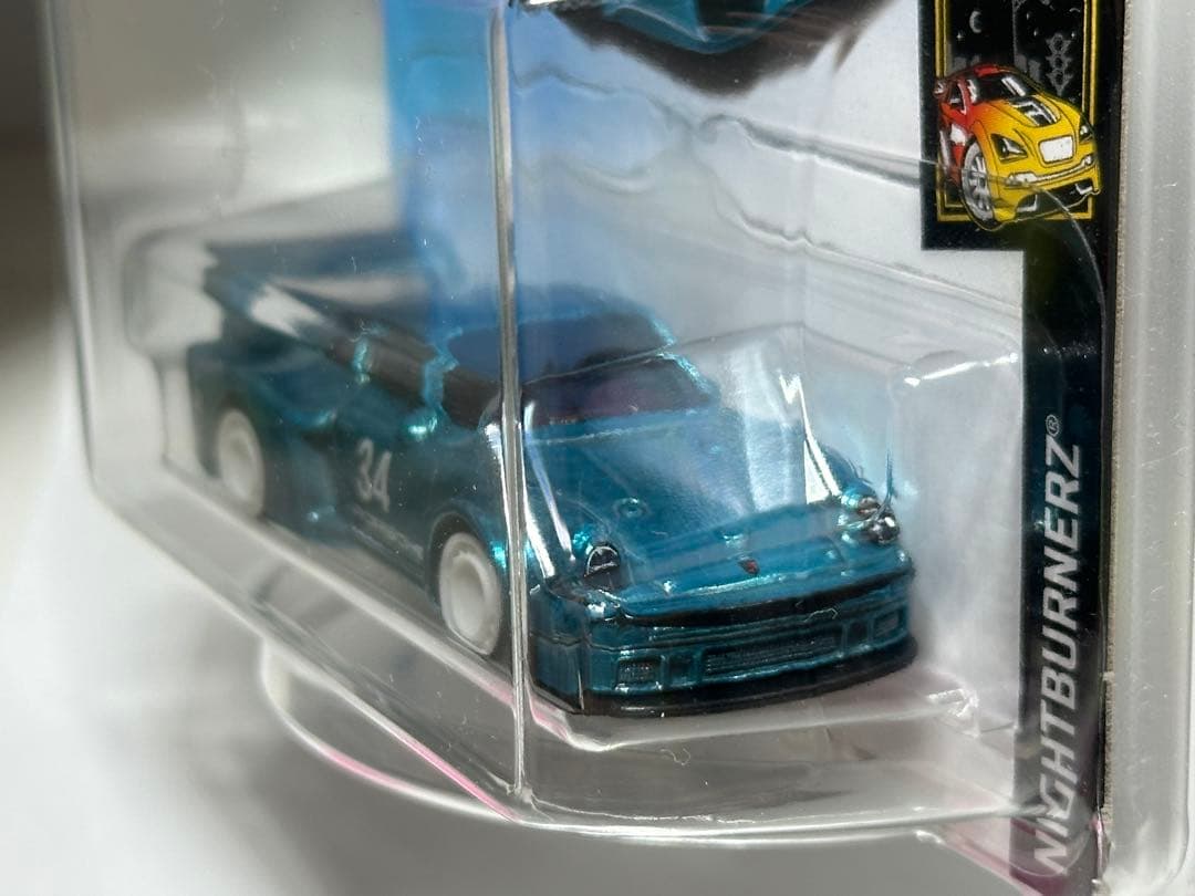 ホットウィール PORSHCHE 934 5 STH