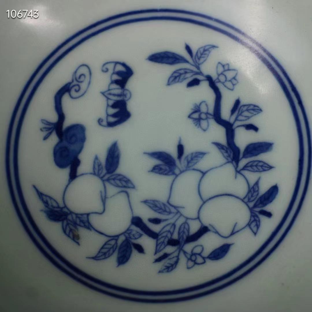 中国古美術・旧蔵の極品青花磁碗一対・古い漆器箱付き・置物・