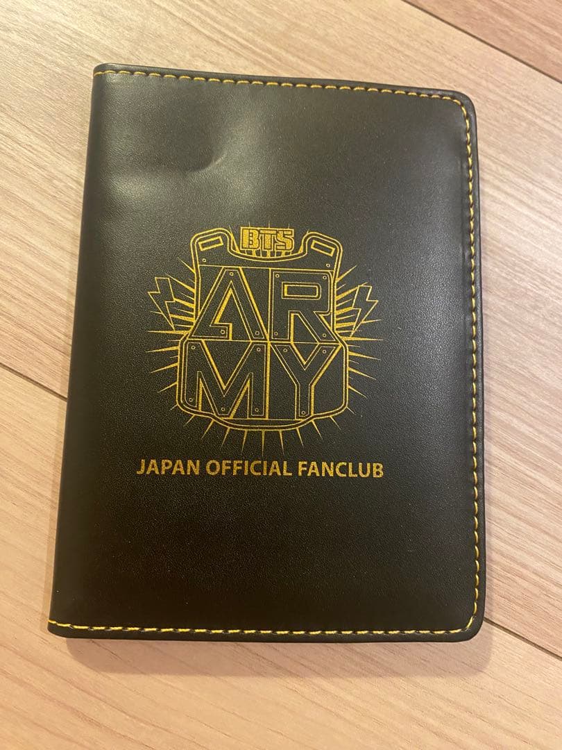 BTS FC継続特典 パスポートケース Vサイン入り