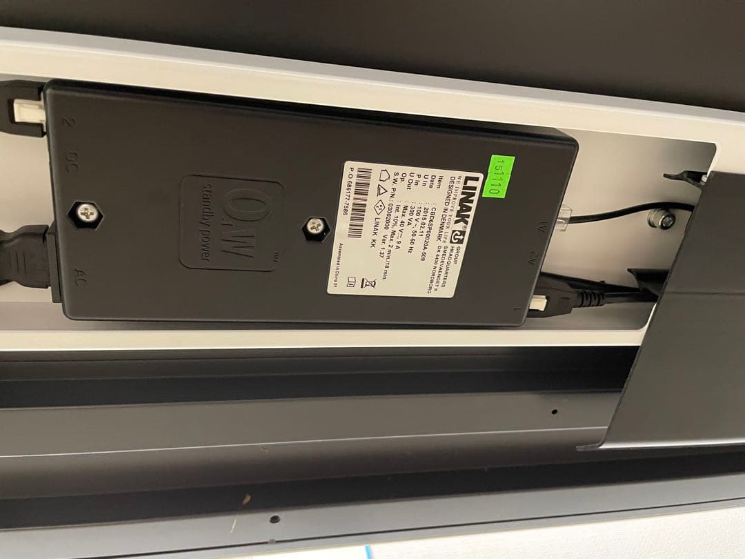 オカムラ 電動昇降デスク スイフト（swift） 幅155cm 奥行80cm