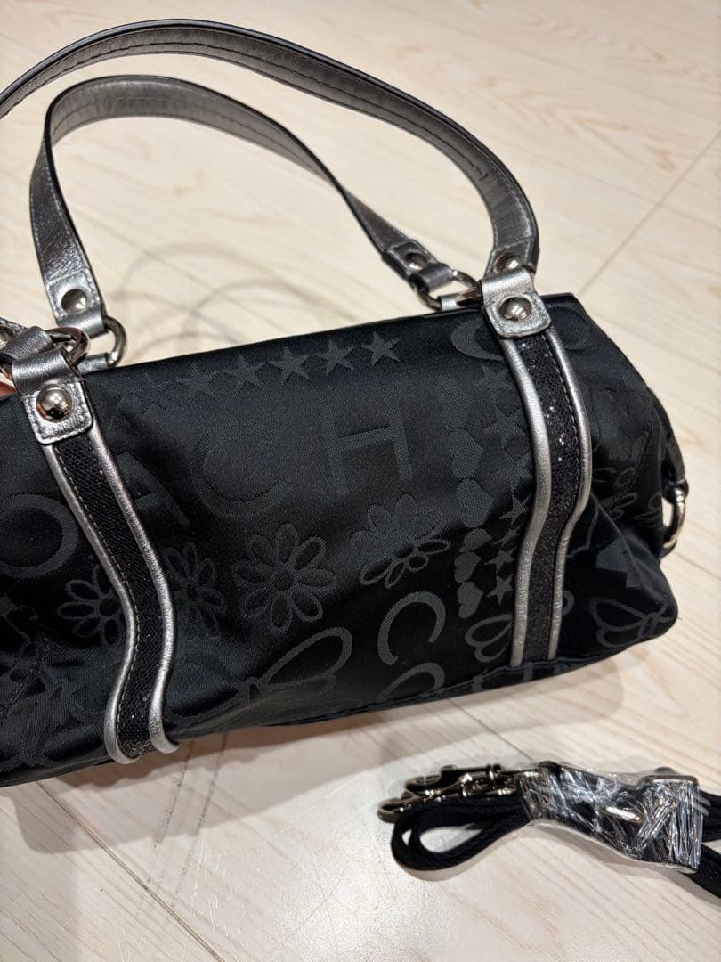 希少 COACHコーチ バンダナグリッターコンバーチブルサッチュル ハンドバッグ