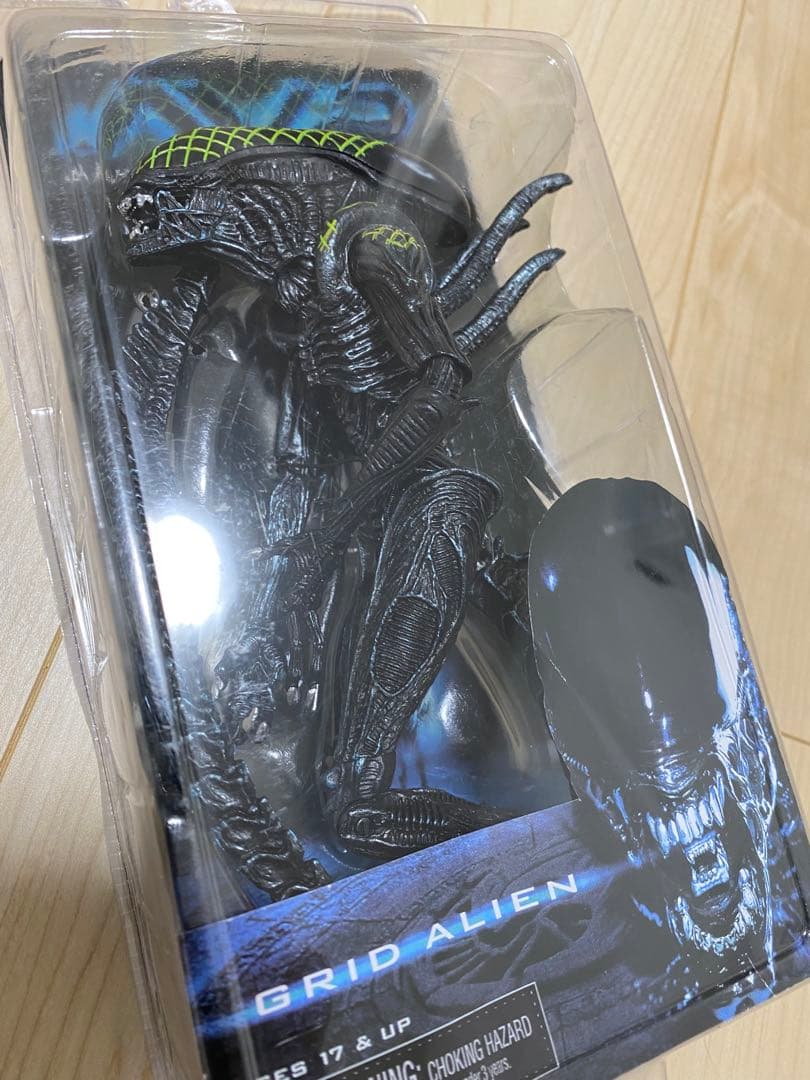 NECA ネカ グリッドエイリアン AVP プレデター フィギュア