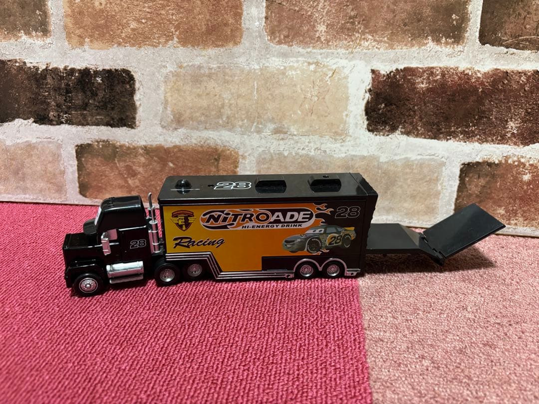 【新品】 カーズ　マックトラック トレーラー 11台セット 限定出品