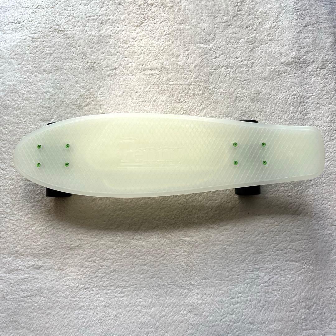 Penny　ペニー　スケートボード　クリア　蓄光　２２インチ