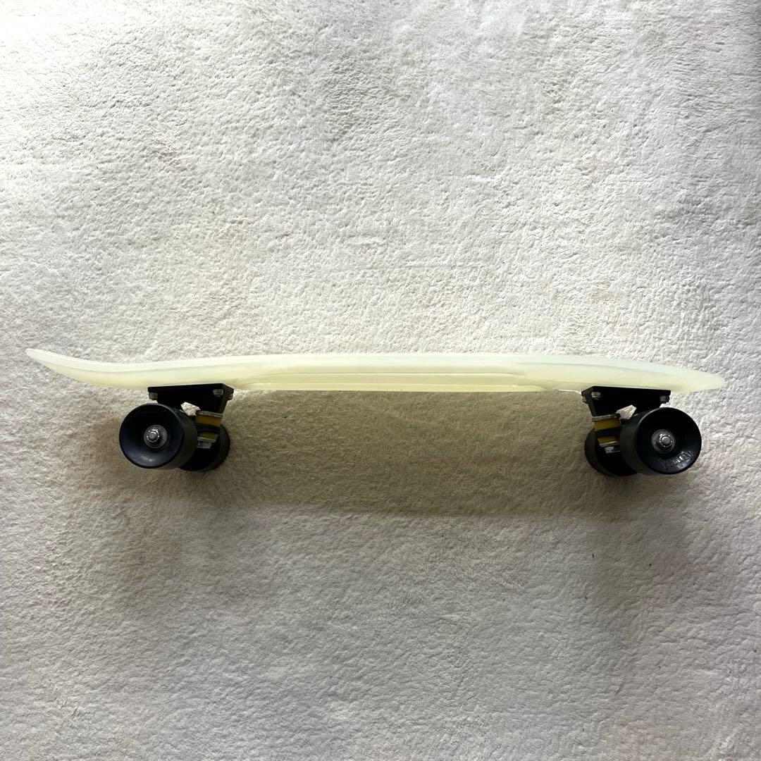 Penny　ペニー　スケートボード　クリア　蓄光　２２インチ